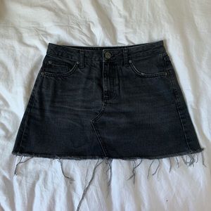 urban outfitters black jean skirt